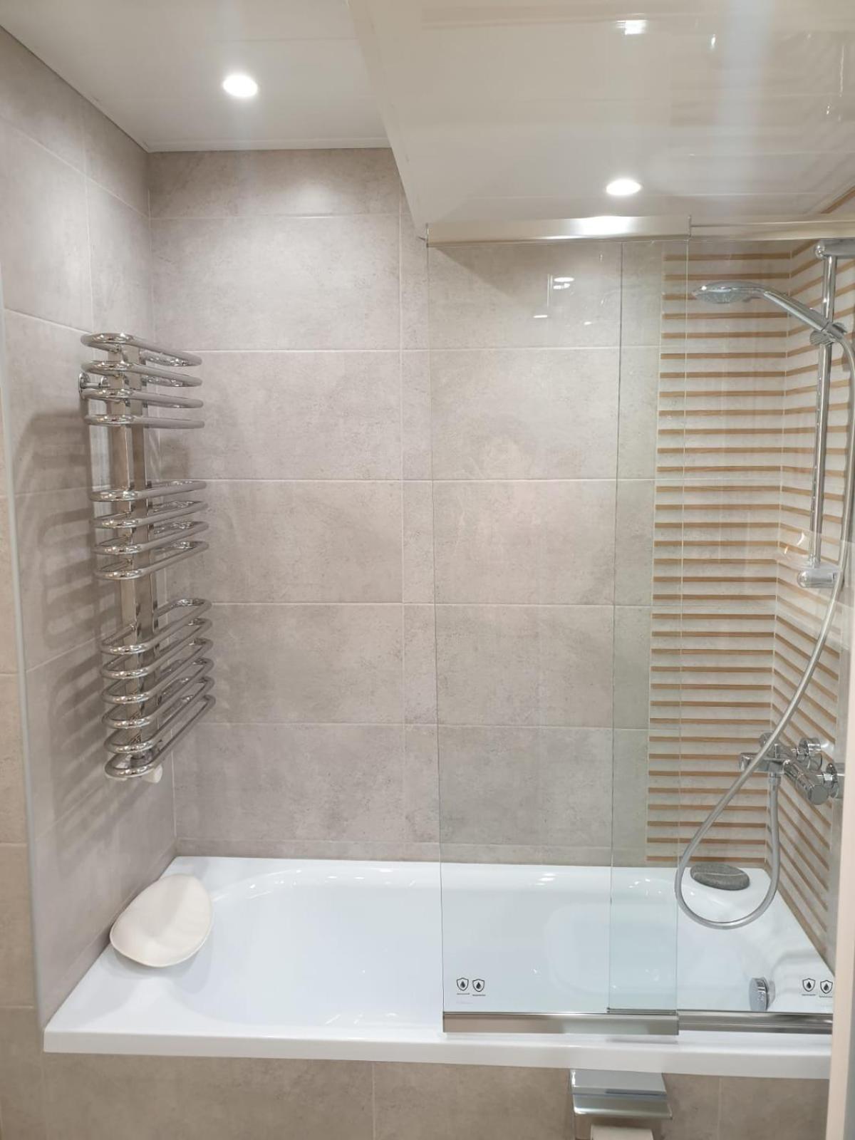 Rare Find! Unbeatable Location! Five Stars, Sparkling In The Heart Of Yerevan! *