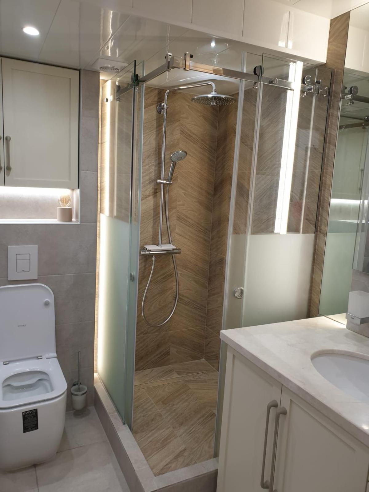 Apartment Rare Find! Unbeatable Location! Five Stars, Sparkling In The Heart Of Yerevan!