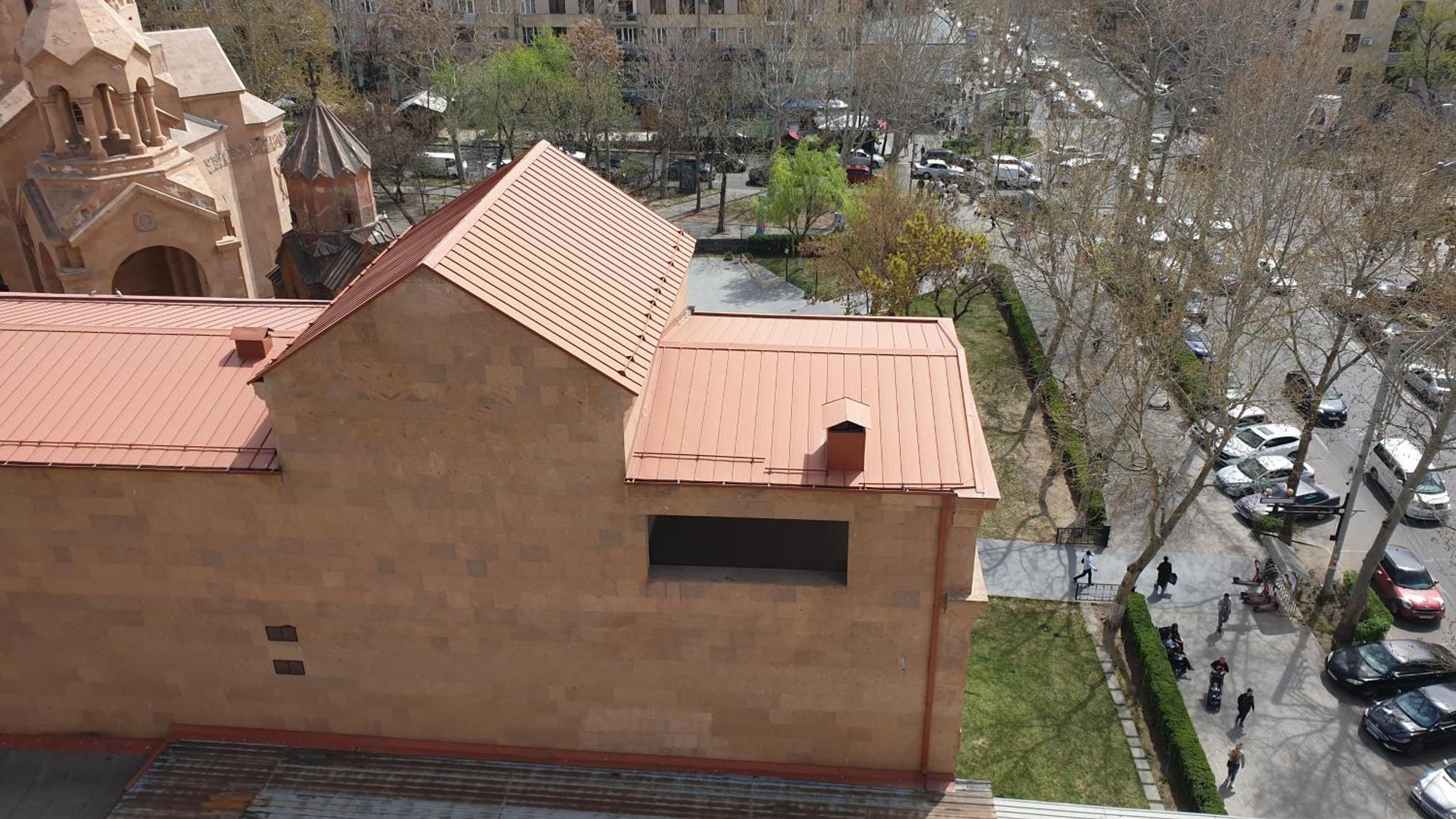 Rare Find! Unbeatable Location! Five Stars, Sparkling In The Heart Of Yerevan! Apartment *